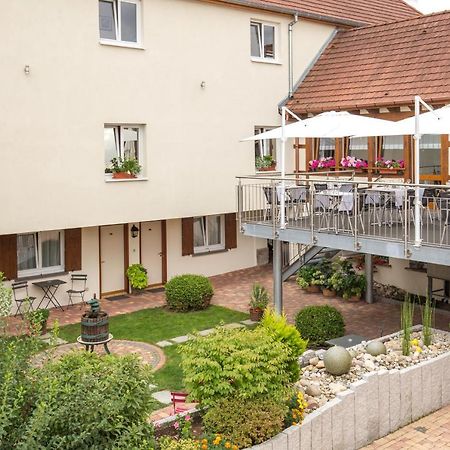 Au Soleil Hotel Wettolsheim Exterior photo